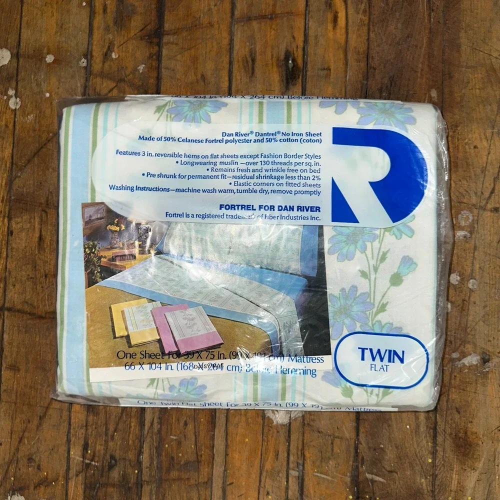 Dan River Twin Flat Sheet 66x104 in No Iron 3 in Reversible Hem Permanent‎ Fit